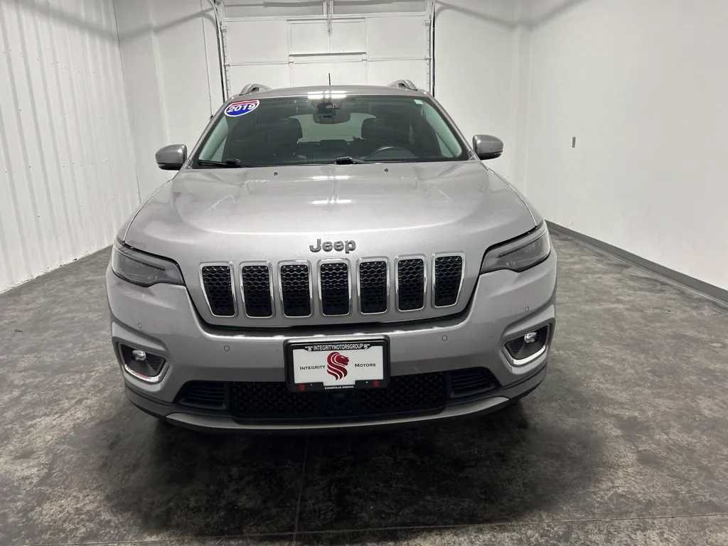 Jeep Cherokee photo 6