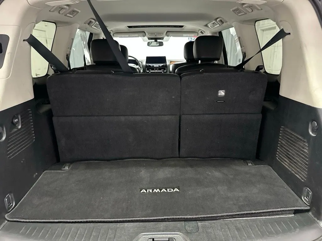 Nissan Armada photo 26