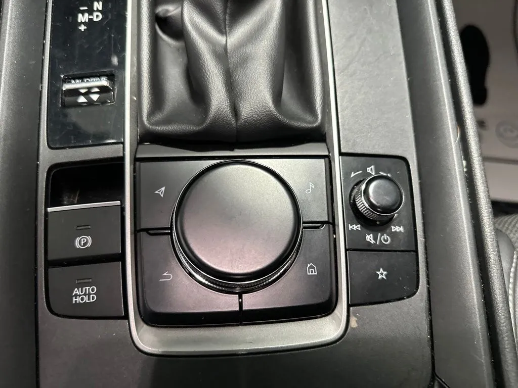 Mazda CX-50 photo 19