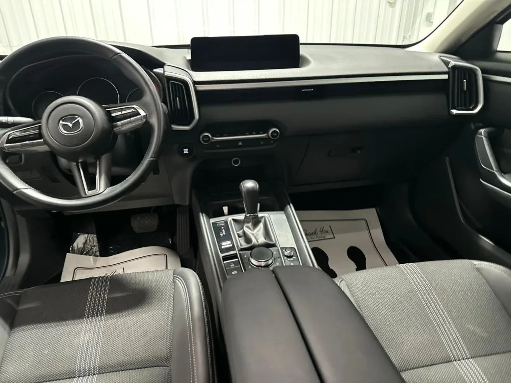 Mazda CX-50 photo 12