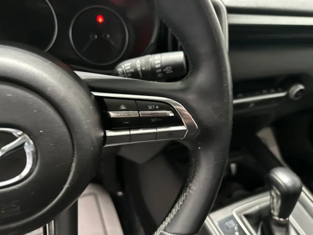 Mazda CX-50 photo 18