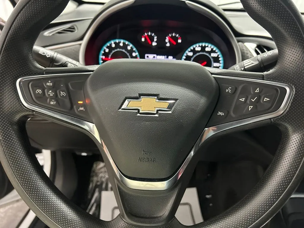 Chevrolet Malibu photo 24