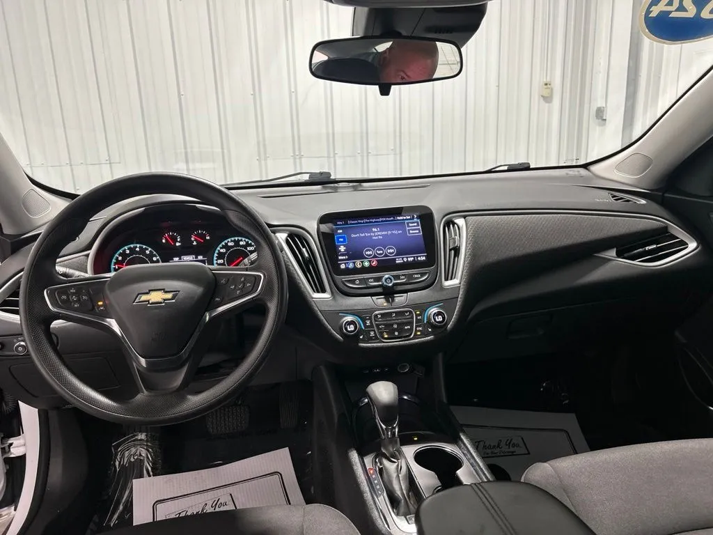 Chevrolet Malibu photo 20