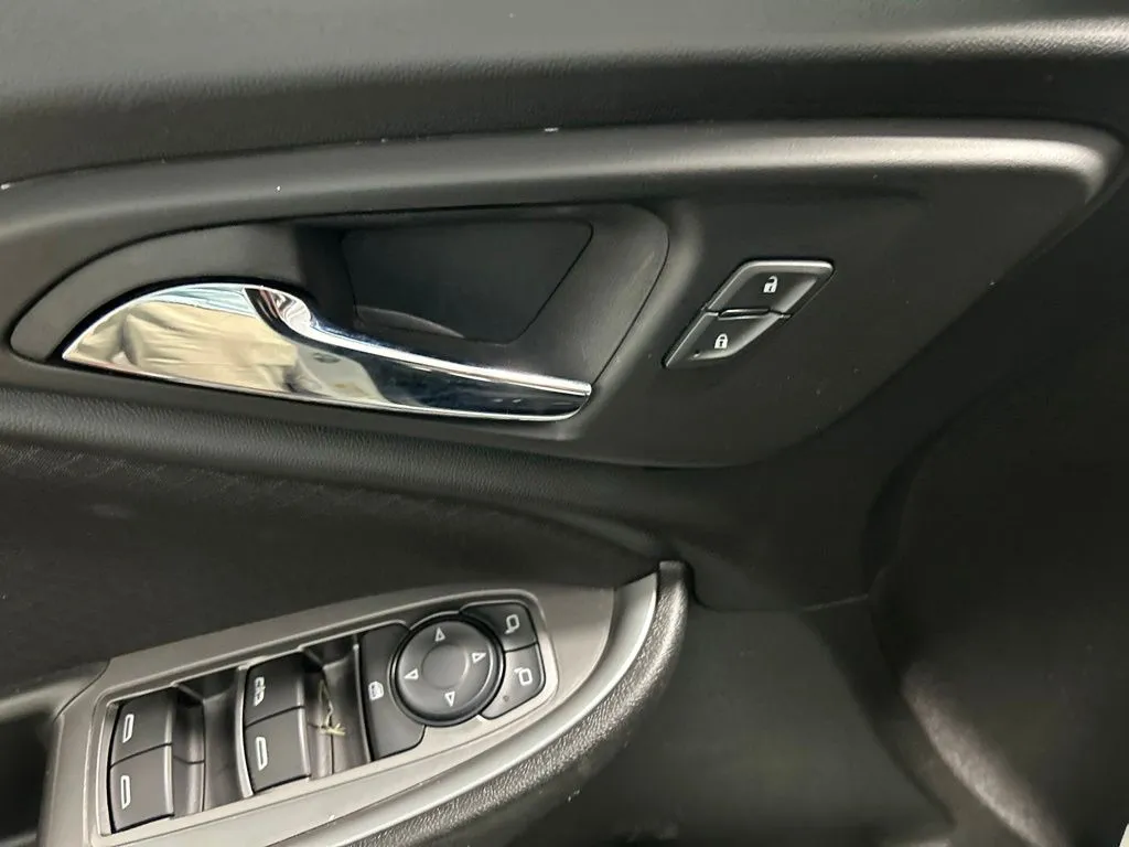 Chevrolet Malibu photo 21