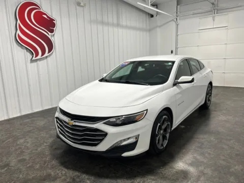 White 2024 Chevrolet Malibu LT for sale in Evansville, IN