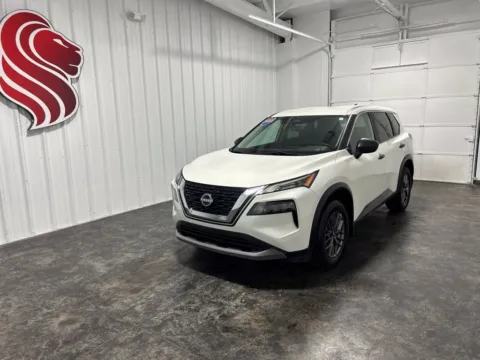 White 2023 Nissan Rogue S for sale in Evansville, IN
