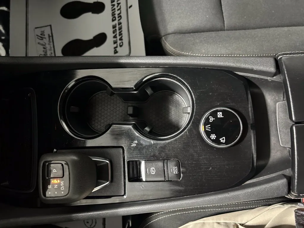 Nissan Rogue photo 29