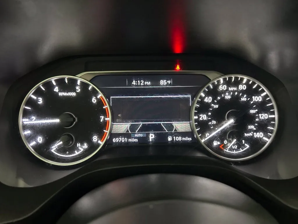 Nissan Rogue photo 26
