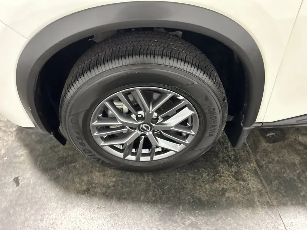 Nissan Rogue photo 7