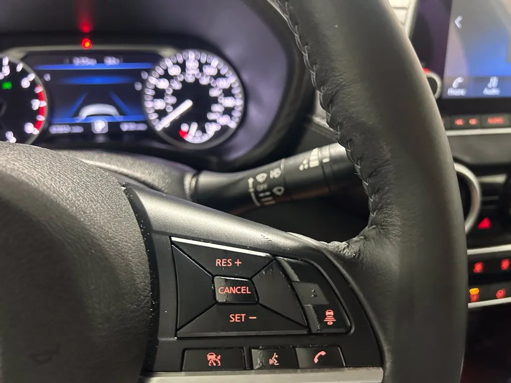 Nissan Sentra photo 28