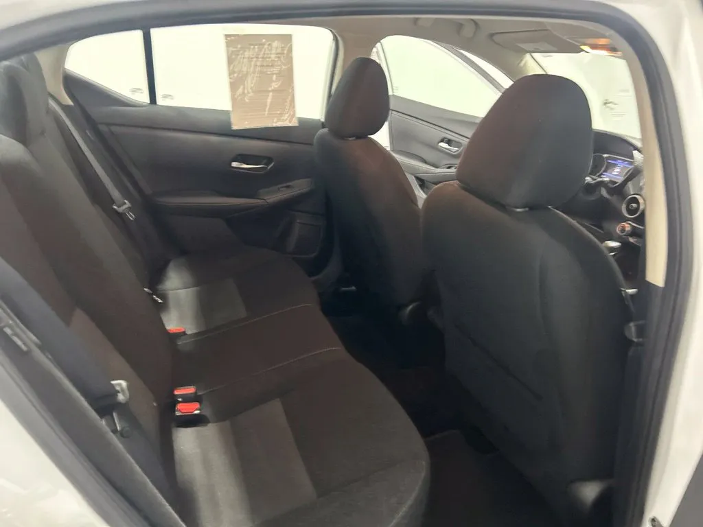Nissan Sentra photo 20