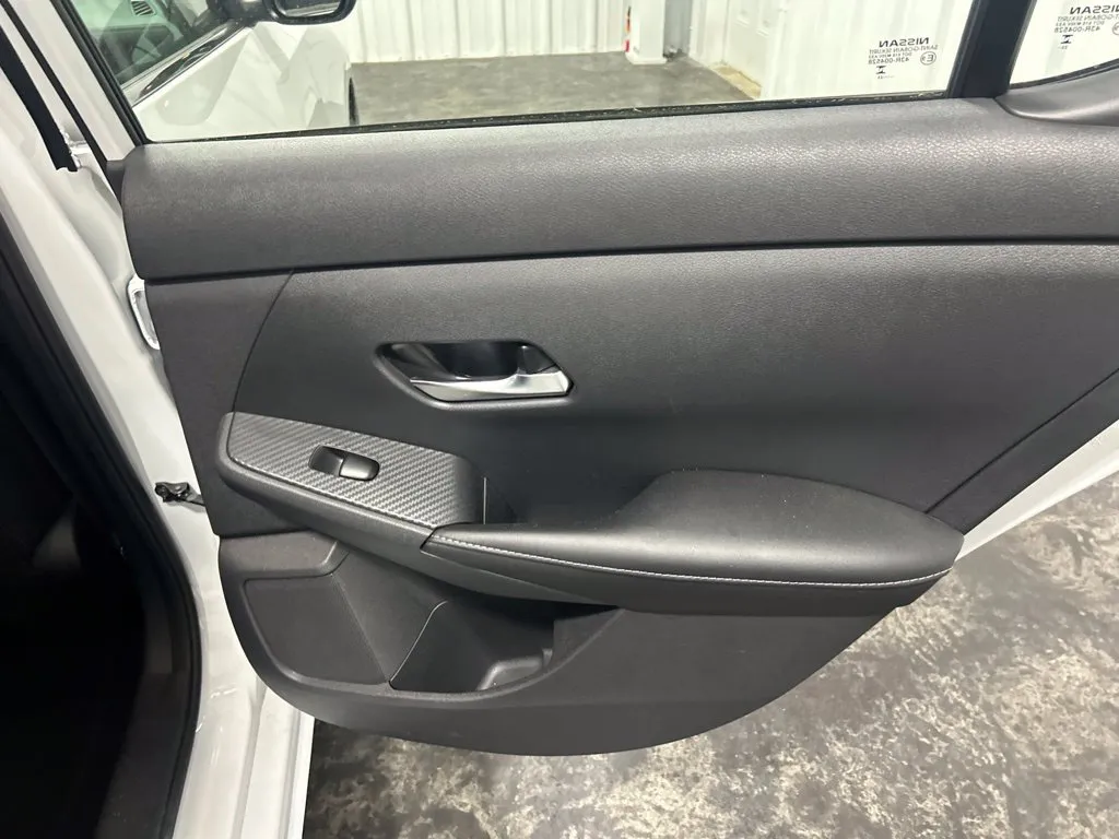 Nissan Sentra photo 21