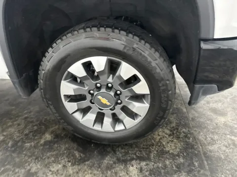 More photos of 2022 Chevrolet Silverado 2500 HD Custom at Integrity Motors Group, IN
