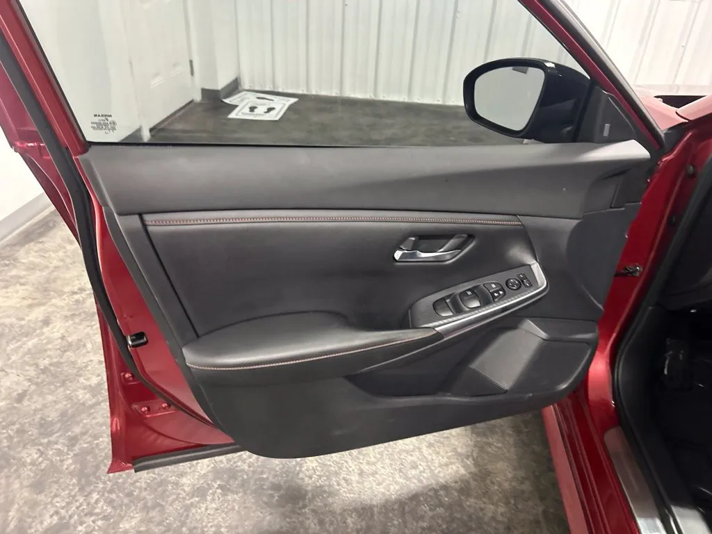 Nissan Sentra photo 14