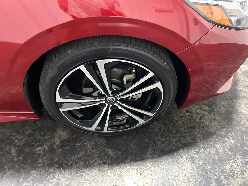 Nissan Sentra photo 10