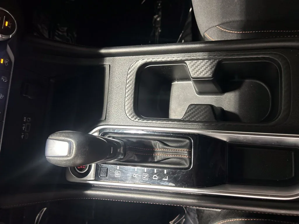 Nissan Sentra photo 28