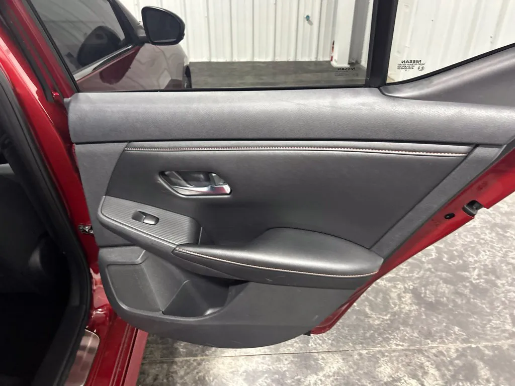 Nissan Sentra photo 22