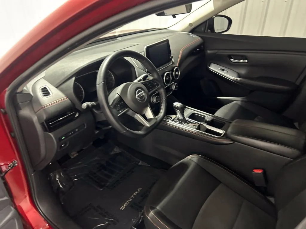 Nissan Sentra photo 12