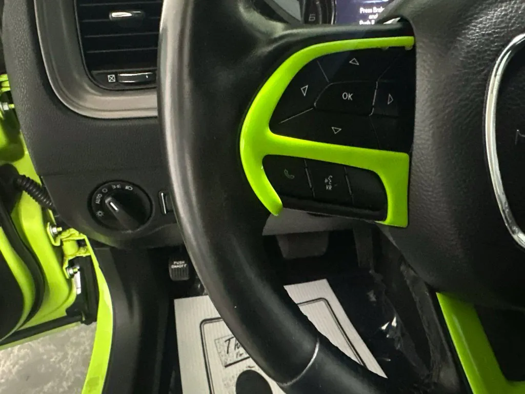Dodge Charger photo 17