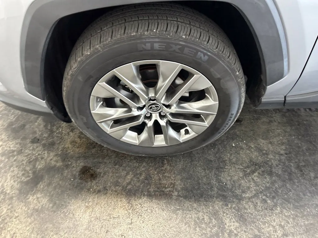 Toyota RAV4 photo 23