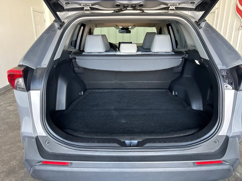 Toyota RAV4 photo 14