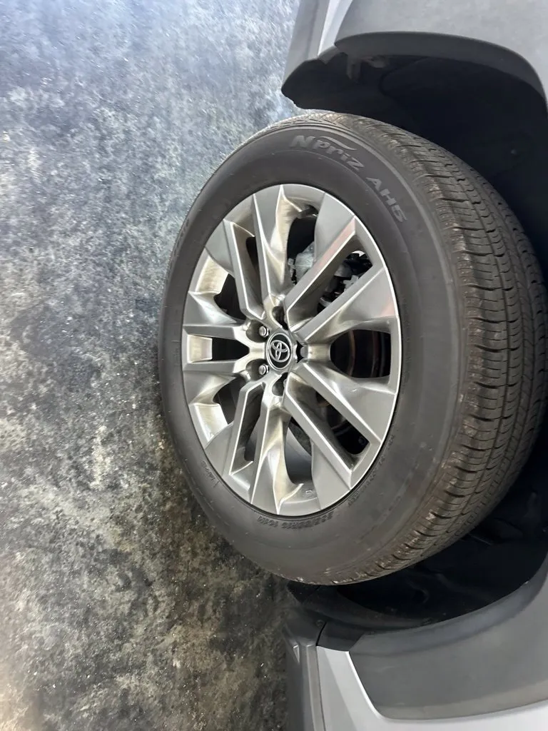 Toyota RAV4 photo 21