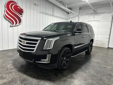 Black 2020 Cadillac Escalade Luxury for sale in Evansville, IN