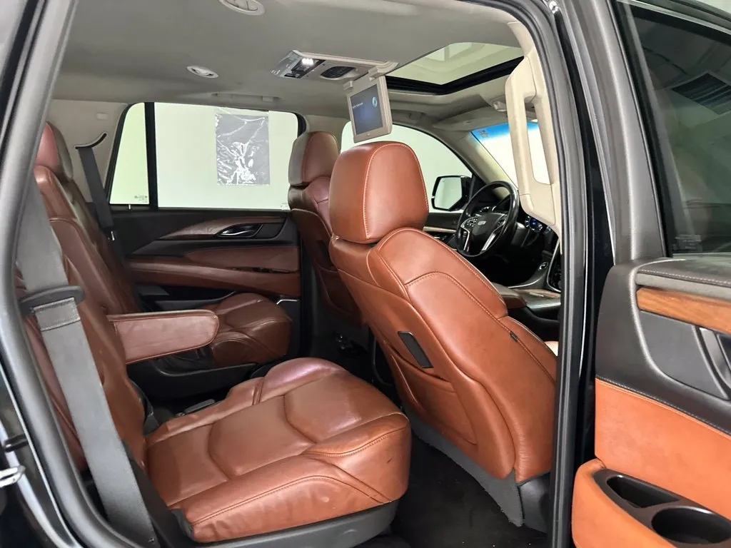 Cadillac Escalade photo 30