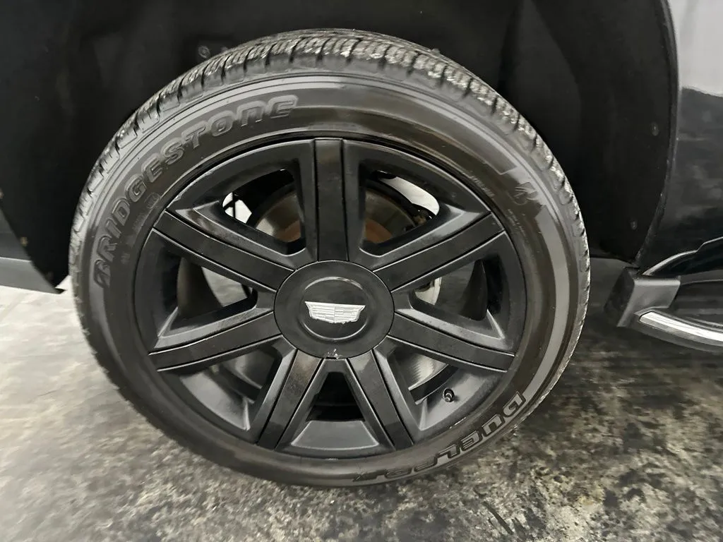 Cadillac Escalade photo 5