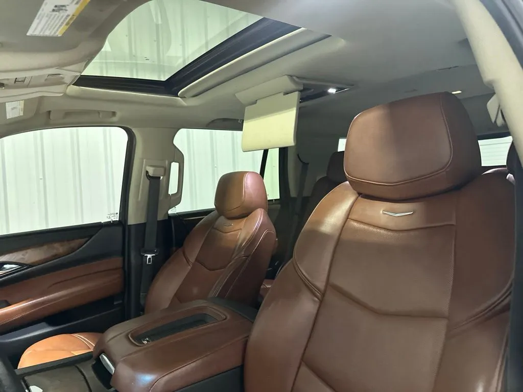Cadillac Escalade photo 23