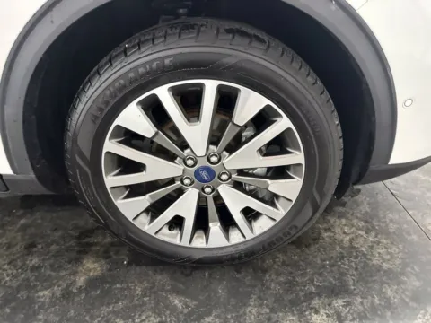 More photos of 2020 Ford Escape Hybrid Titanium at Integrity Motors Group, IN