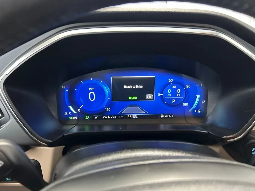 Ford Escape photo 20