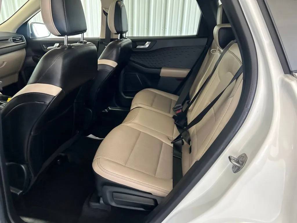 Ford Escape photo 17