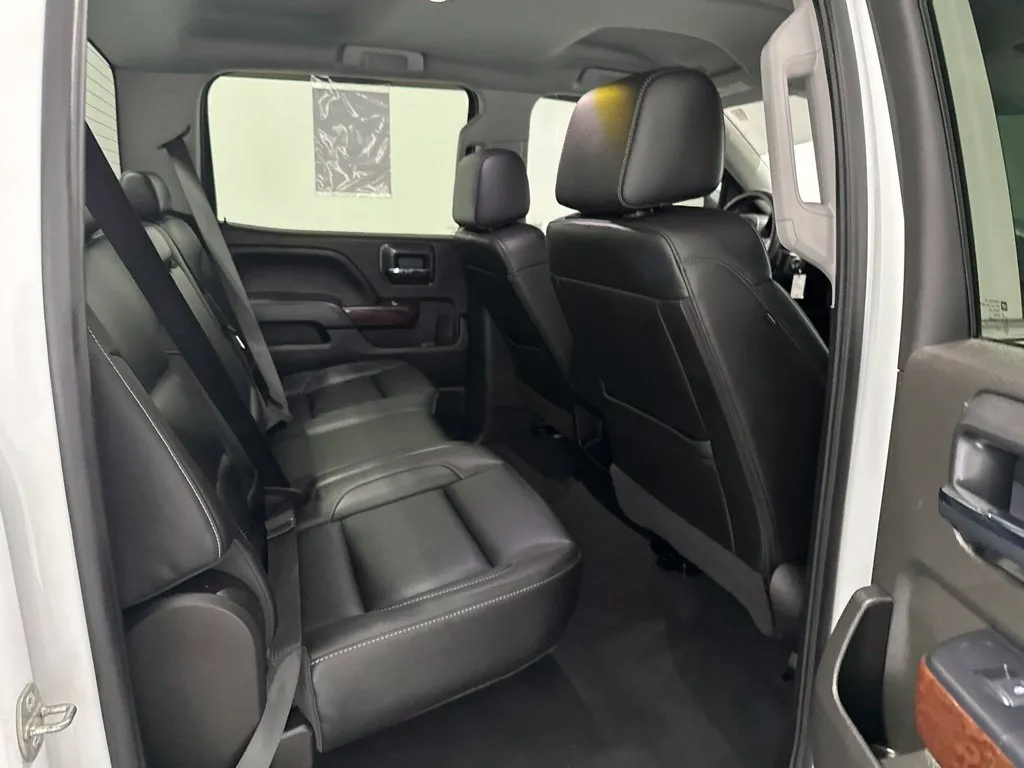 GMC Sierra photo 27