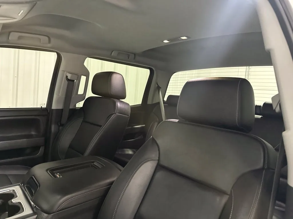 GMC Sierra photo 22