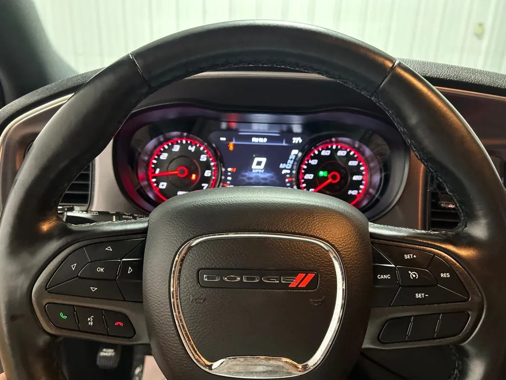 Dodge Charger photo 22
