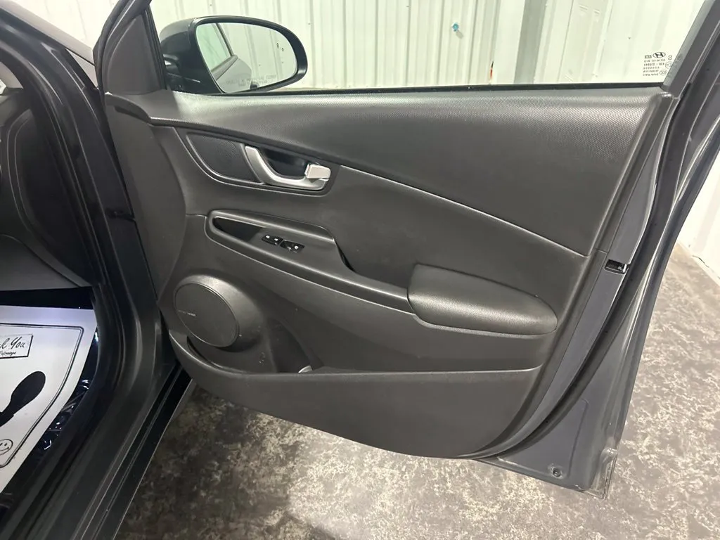 Hyundai Kona photo 15