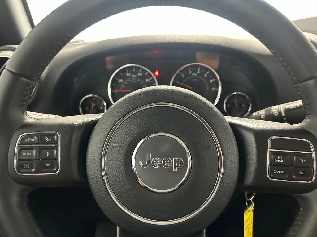 Jeep Wrangler photo 23