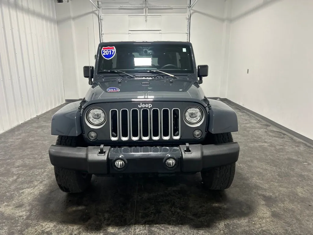 Jeep Wrangler photo 6