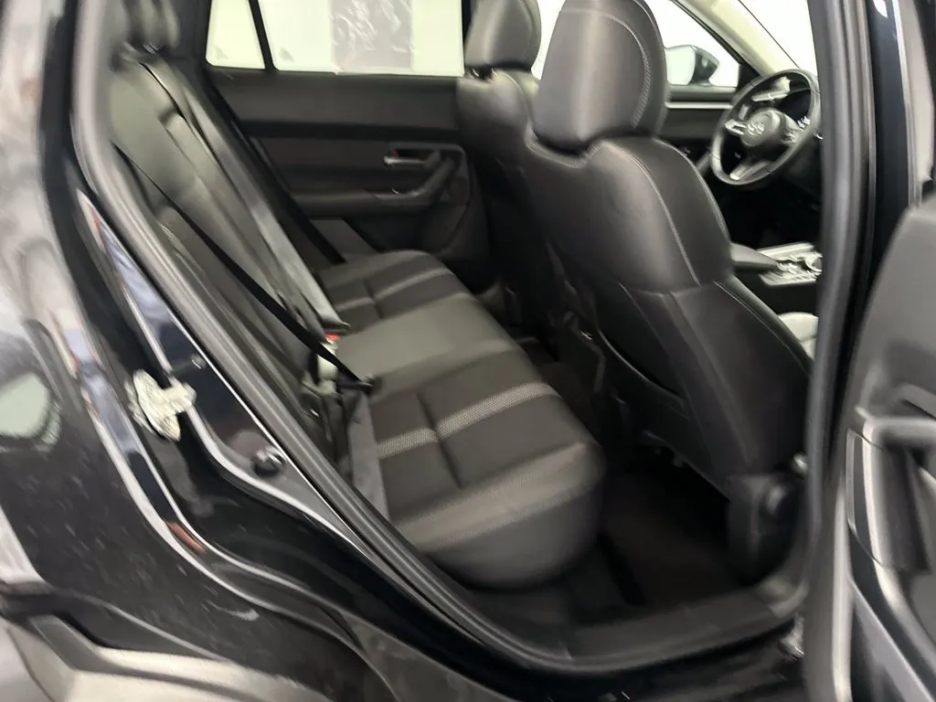 Mazda CX-50 photo 28