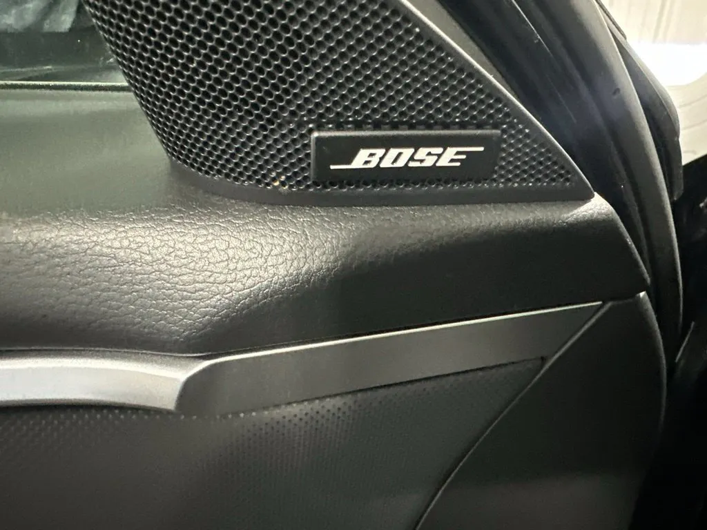 Mazda CX-50 photo 25