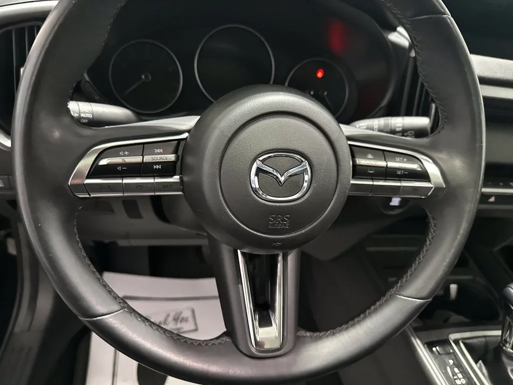 Mazda CX-50 photo 18