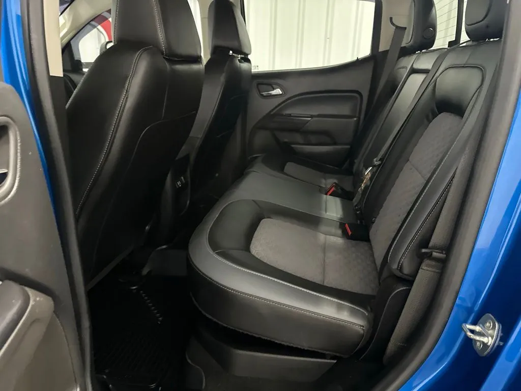 Chevrolet Colorado photo 15