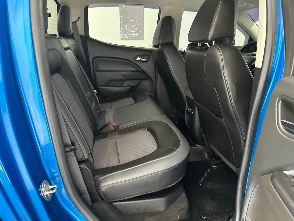 Chevrolet Colorado photo 24