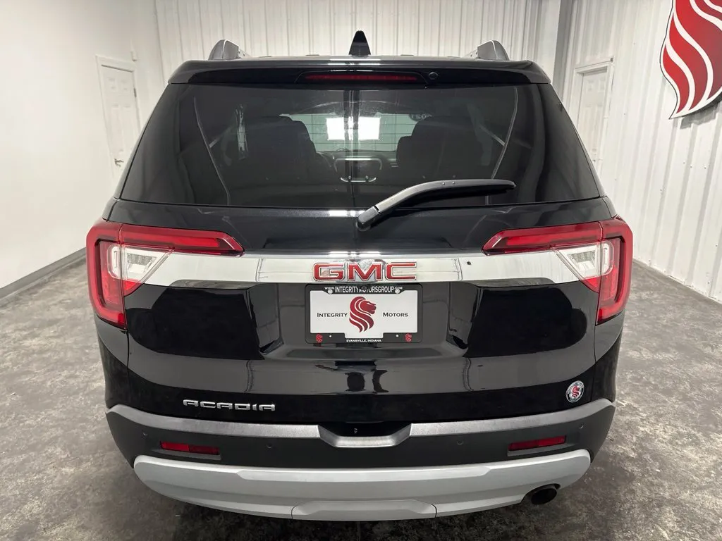 GMC Acadia photo 7