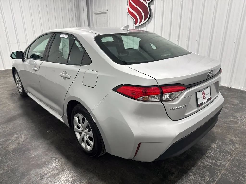 Toyota Corolla photo 8
