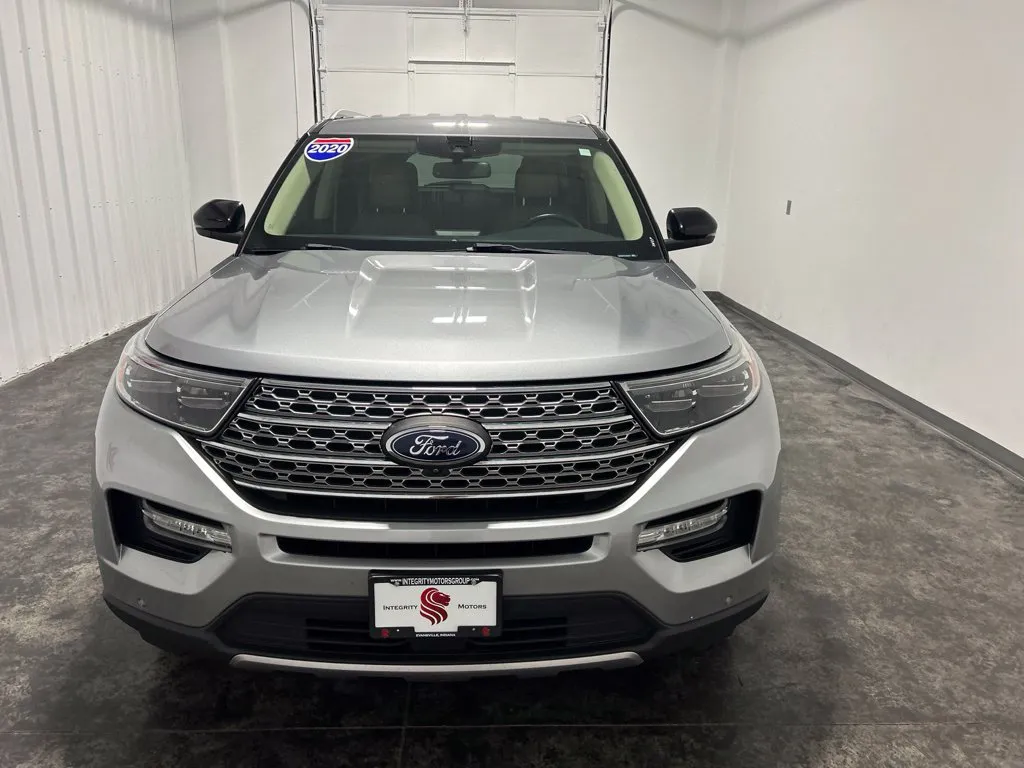 Ford Explorer photo 5