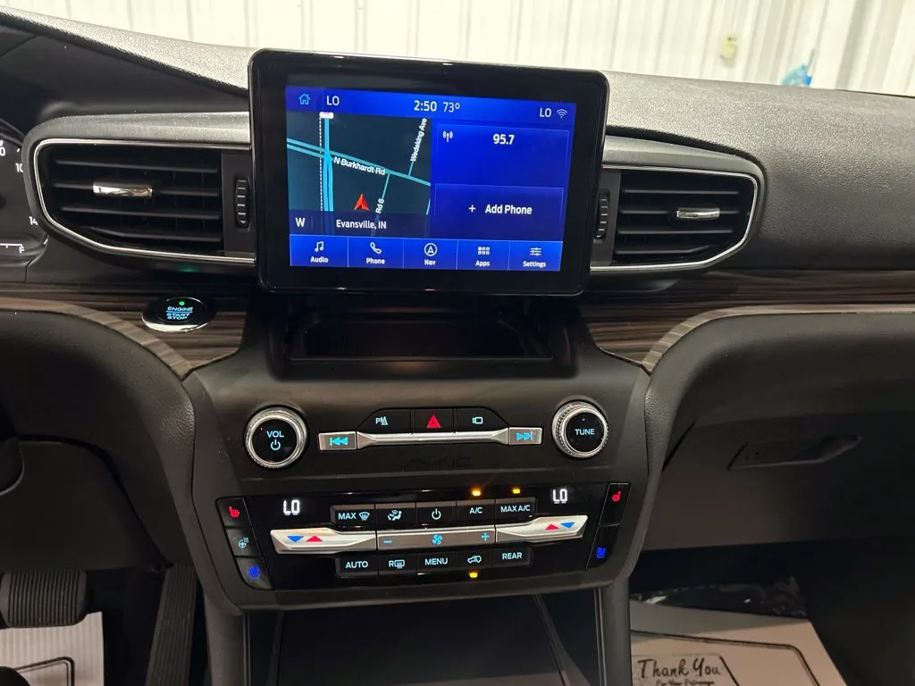 Ford Explorer photo 30