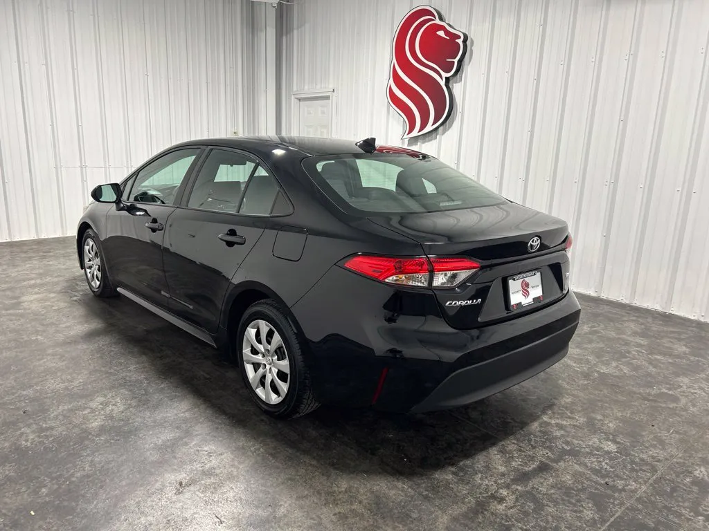 Toyota Corolla photo 2