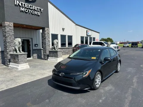 Black 2024 Toyota Corolla LE for sale in Evansville, IN